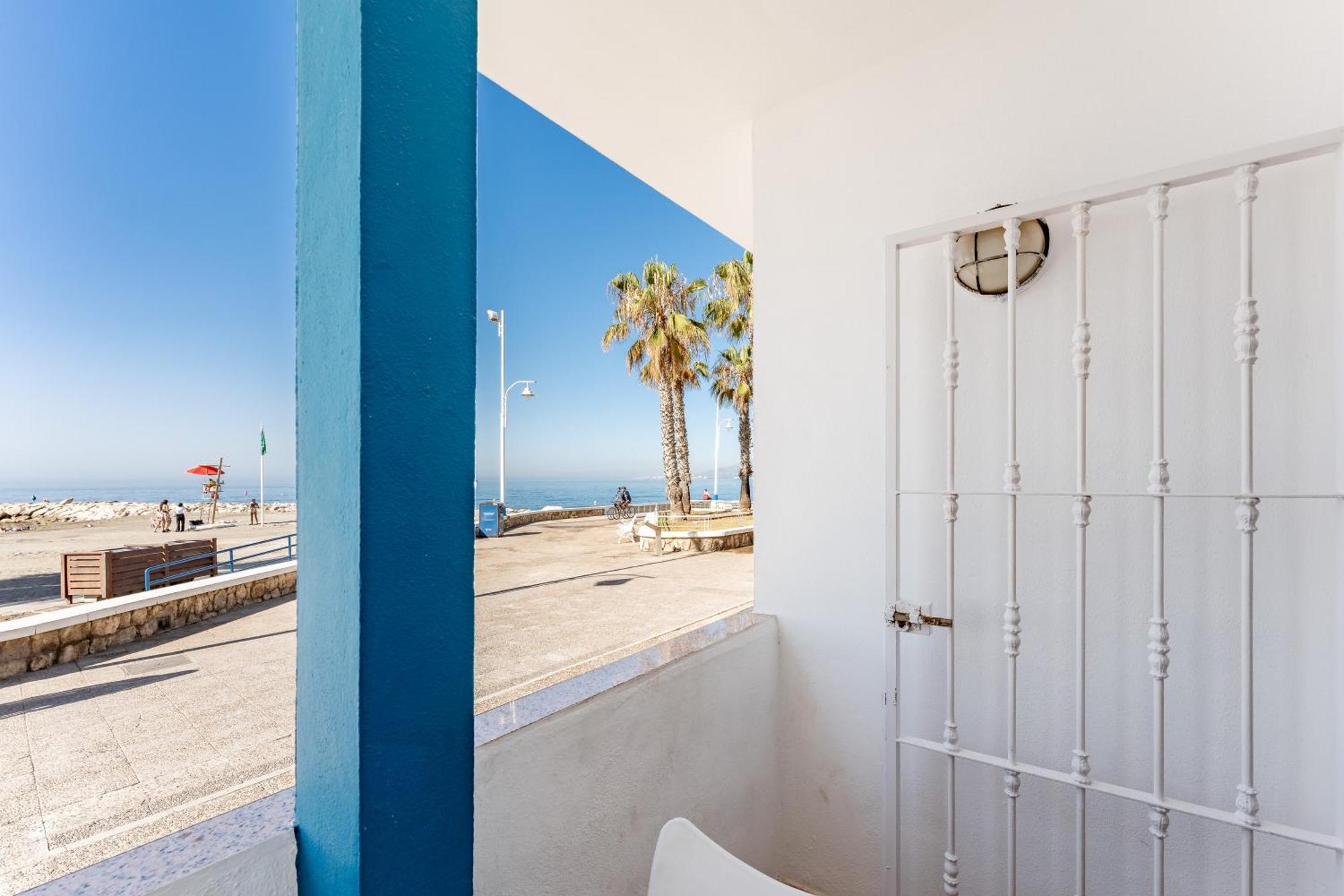 A La Orilla Del Mar, Pedregalejo Apartment Rincón de la Victoria Екстериор снимка